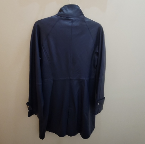 Genuine leather coat - Picture 7 of 16